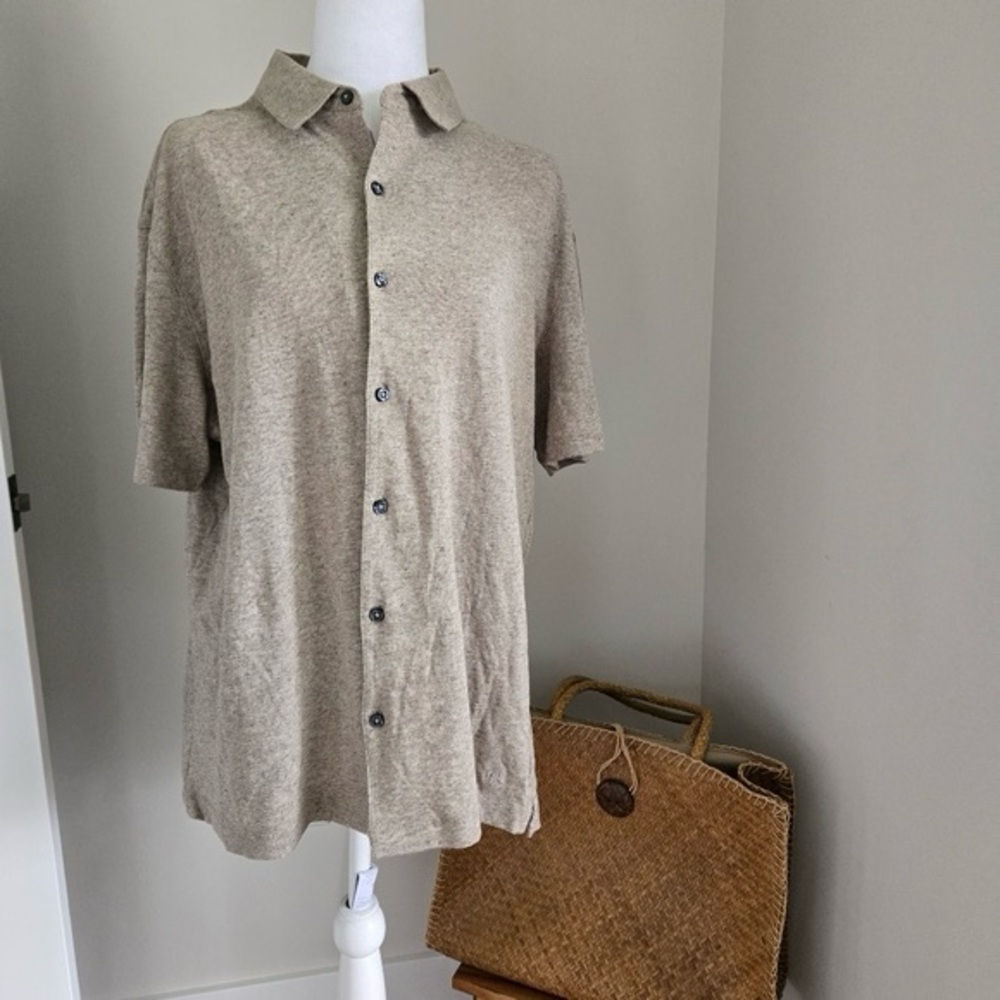 Banana Republic Mens Beige Large Short Sleeve Button Up Shirt